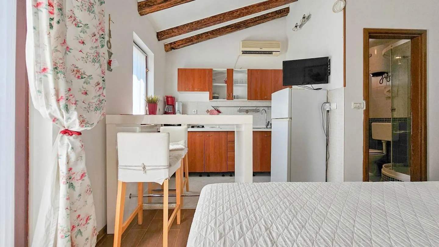 Apartment Marinela Studio Novigrad Istria Kroatien