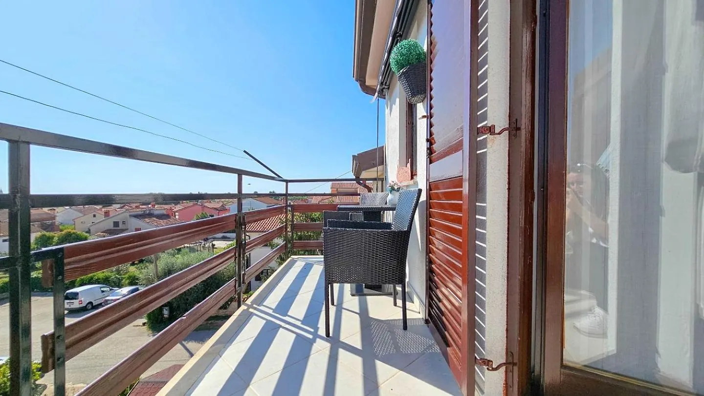 Novigrad Istria Marinela Studio 0*, Novigrad Istria קרואטיה