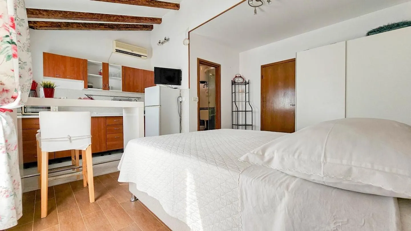 Novigrad Istria Marinela Studio דירה Novigrad Istria